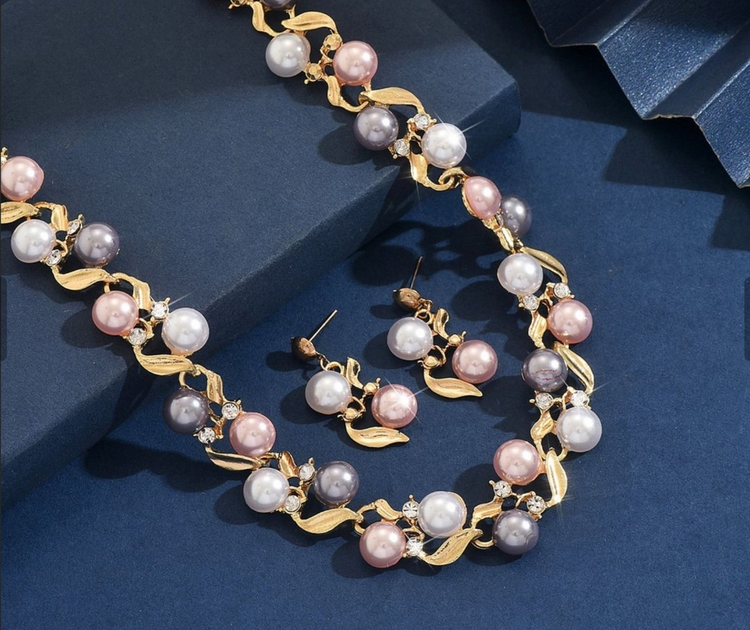 Conjunto de collar y pendientes con perlas multicolores de 10mm y diamantes Diamonique, banado de oro de 18k, baNN